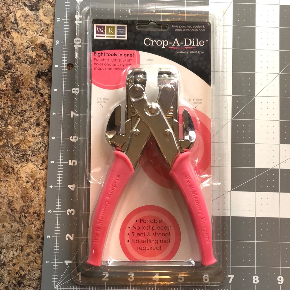 Memory Keepers Crop-A-Dile